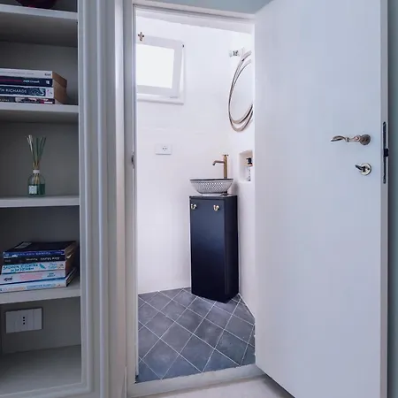 Casa Annabella - Palazzo Venneri Lloyd גאליפולי